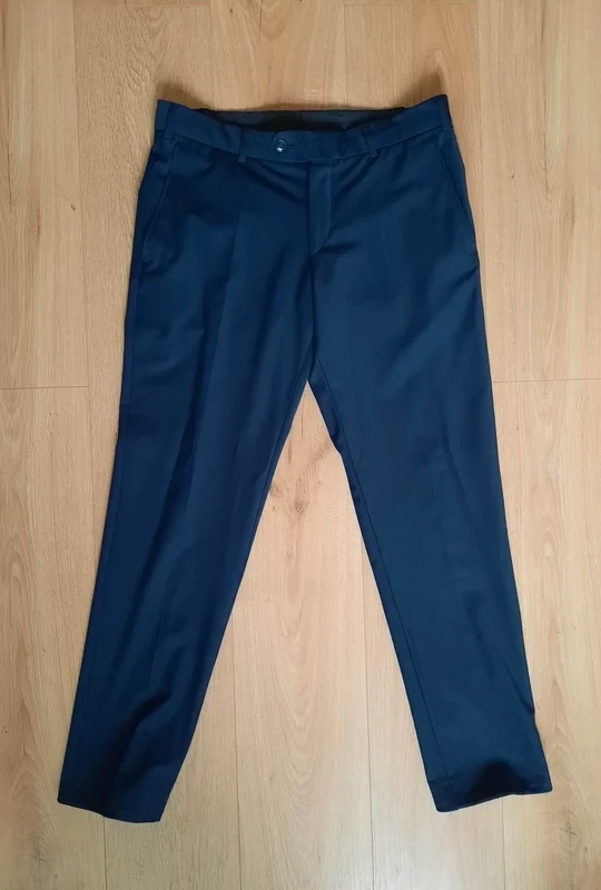 Tmavomodrý oblek Alain Delon - 4