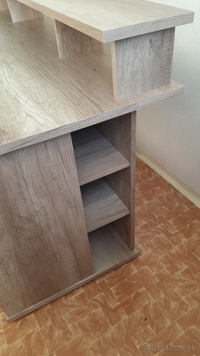 Písací stôl - 4