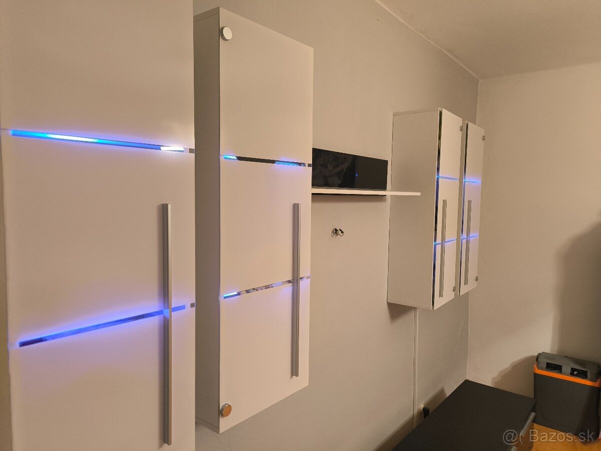 Obyvacia stena s osvetlením - 4