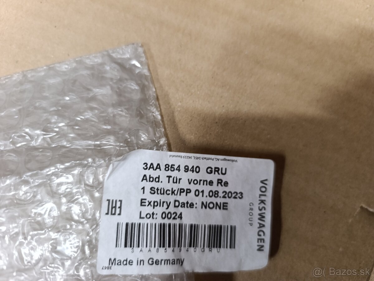 Lišta dverí pravá predná VW Passat B7 - 4