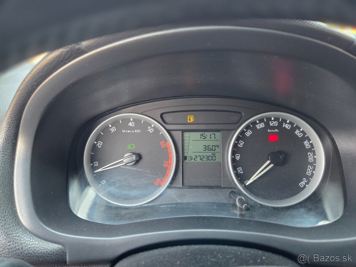 Skoda fabia 1.6 LPG - 4
