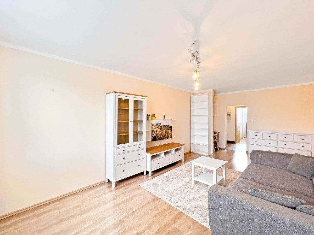 3-izbový byt po rekonštrukcii s loggiou – Užhorodská ulica, - 4