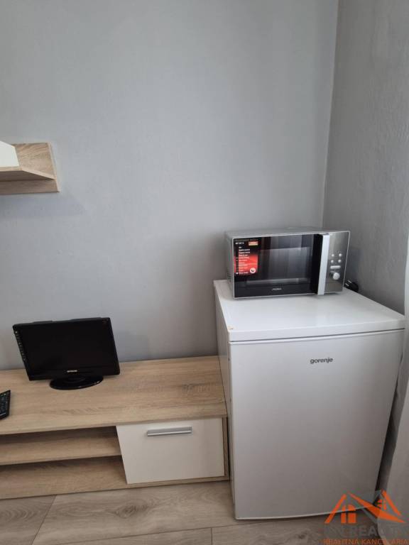 Na predaj zariadená garsónka po rekonštrukcii Komárno - 4