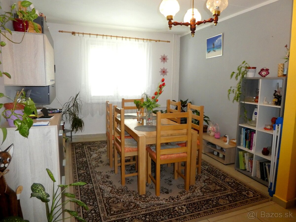 Na predaj trojizbový byt blízko centra mesta LC - 4
