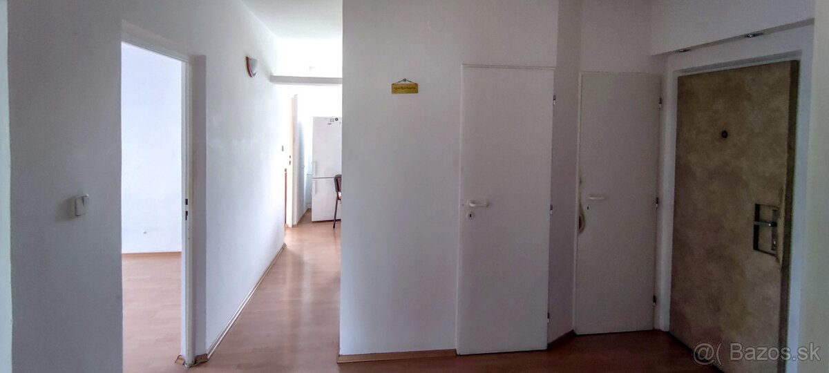 4 izbový byt s balkónom, /81m2/, Žilina - Vlčince III - 4