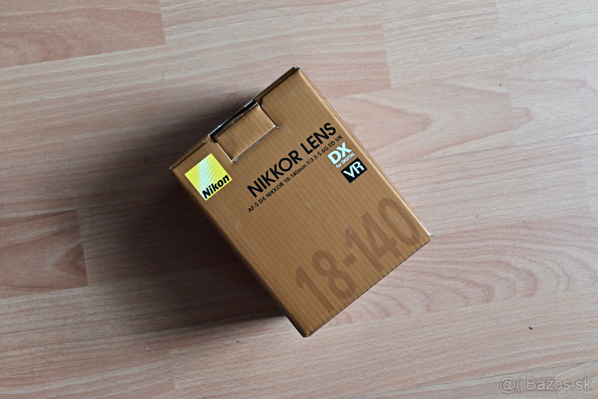 Nikkor 18-140 - 4