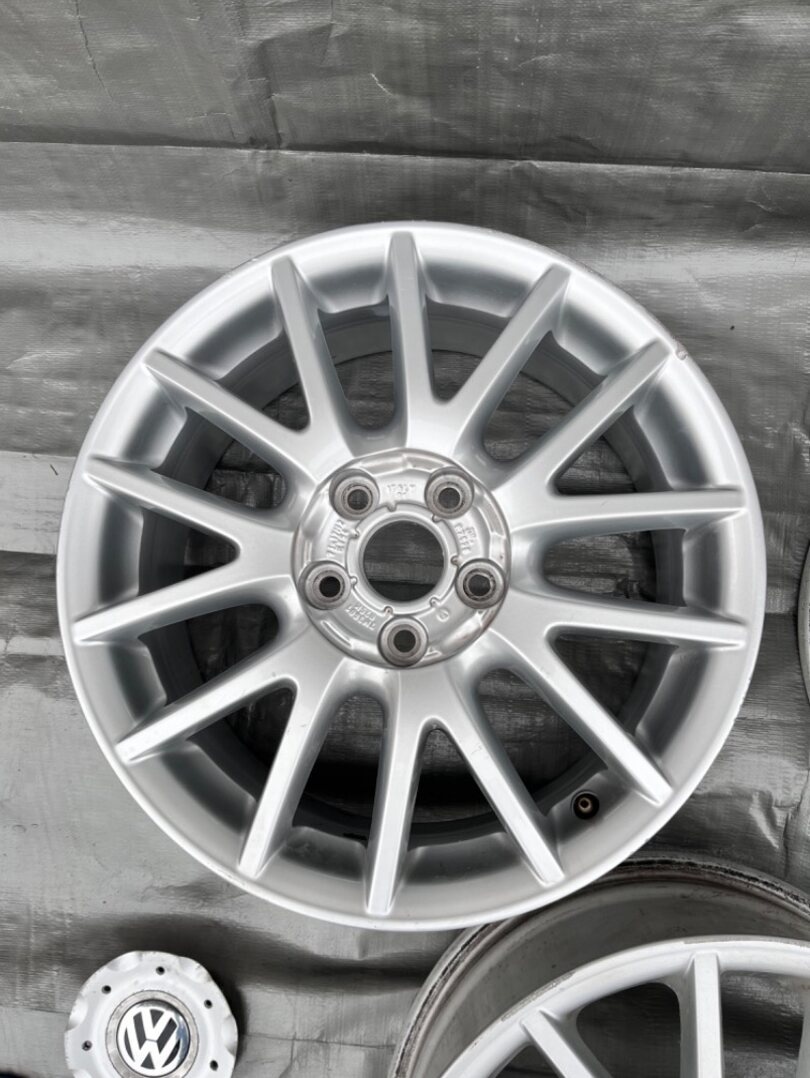 3ks. originál Volkswagen Sharan - - 4