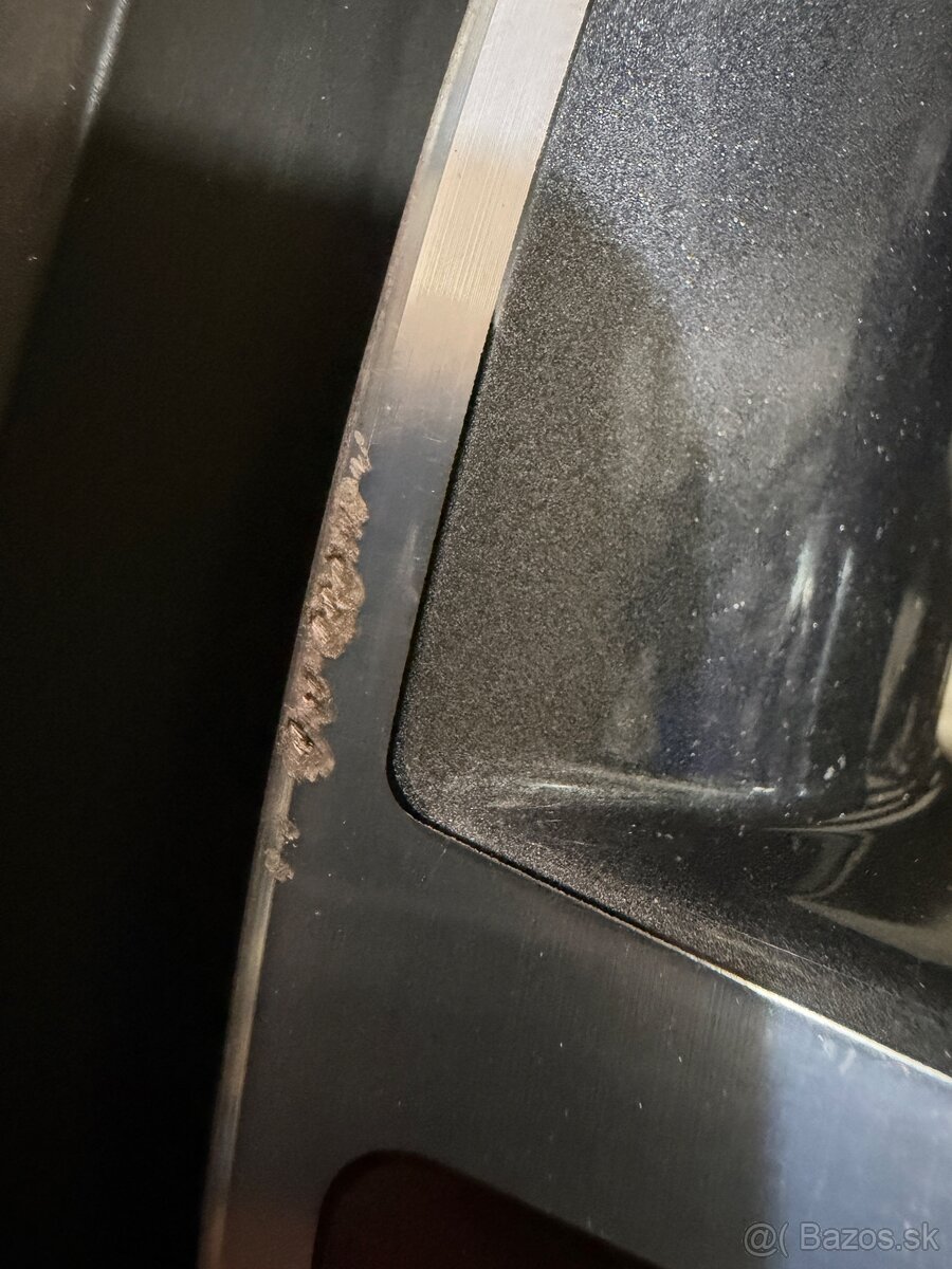 Škoda Pegasus 5x112 r18 235/45 - 4