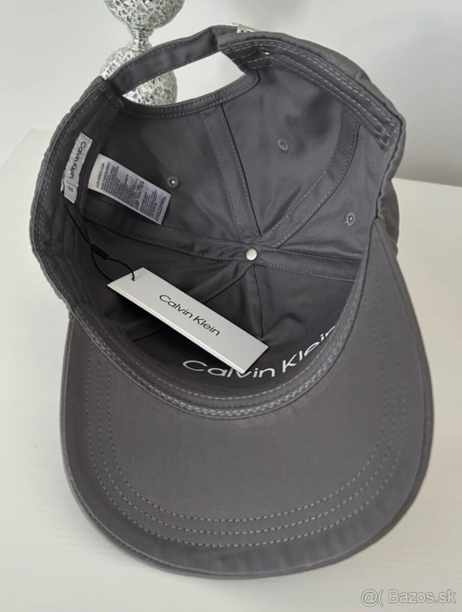 Šiltovka Calvin Klein - 4