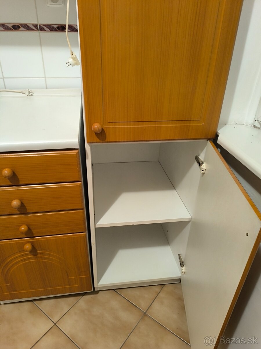 Kuchynská linka - 4