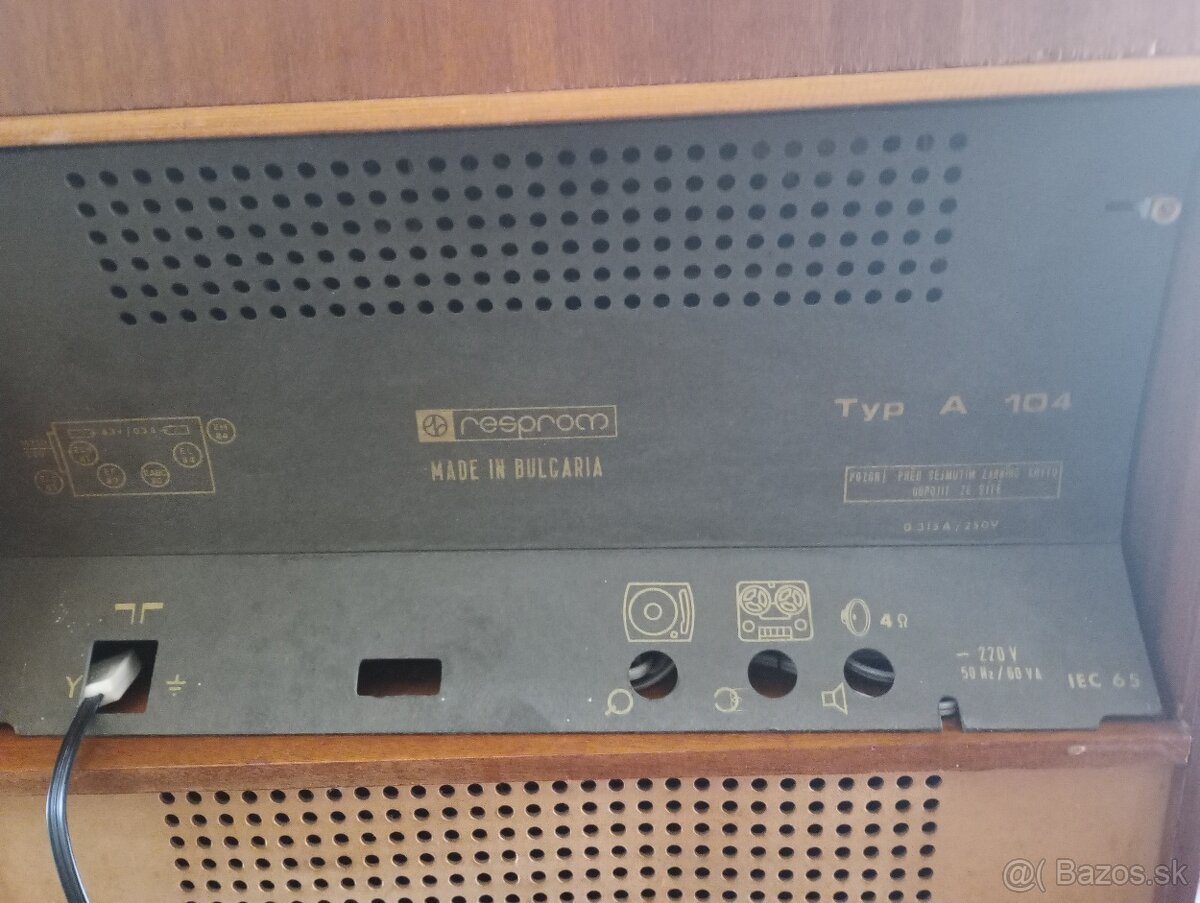 Gramafon skrinkový A - 104 - 4