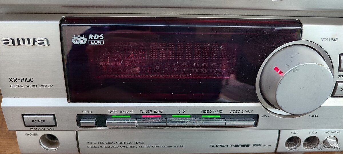 Hi-fi veža Aiwa - 4