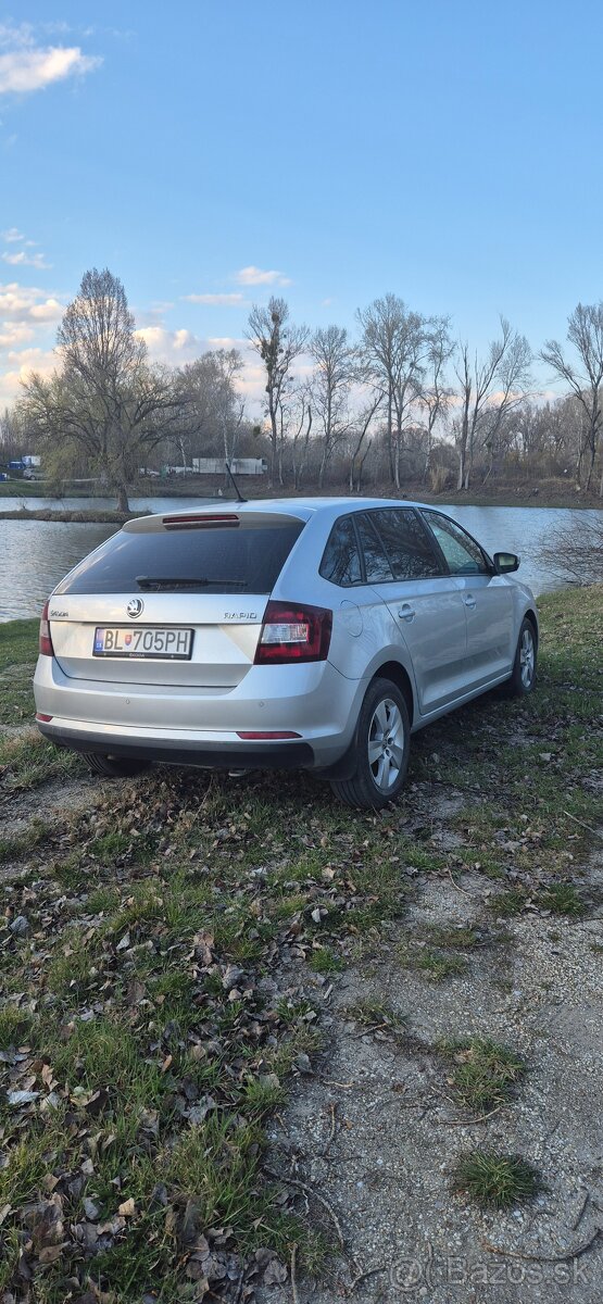 Skoda rapid spaceback - 4