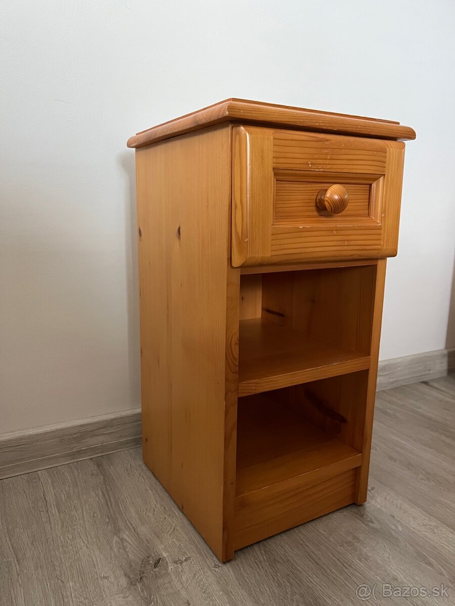 POSTEĽ + NOČNÝ STOLÍK - 4