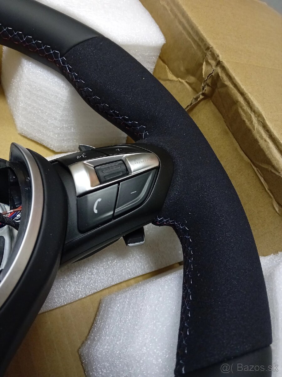 Športový alcantara BMW volant - 4