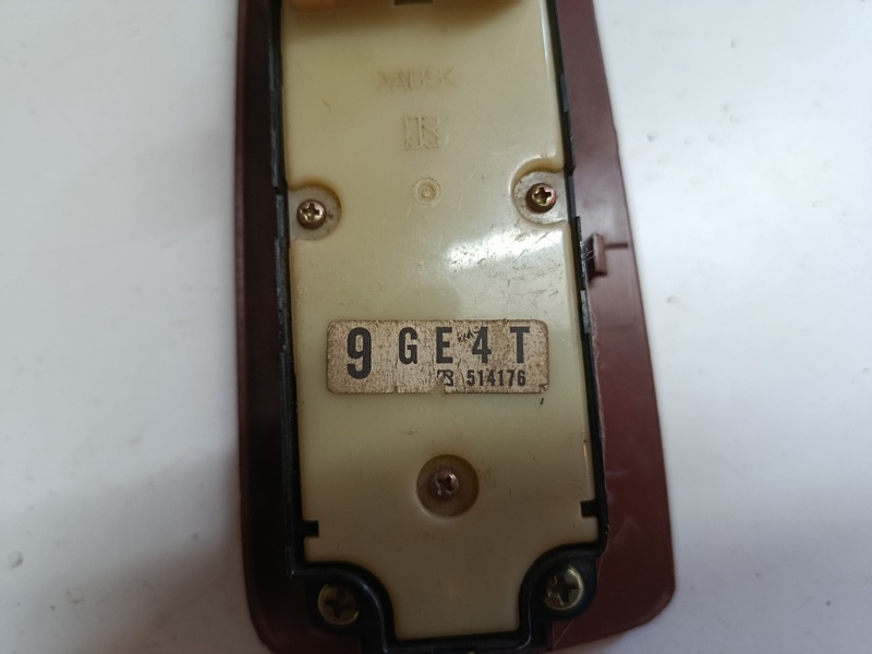 vypinac staovania okna mazda 626 30€ - 4