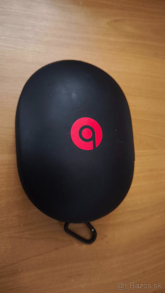 sluchadla beats studio 3 - 4