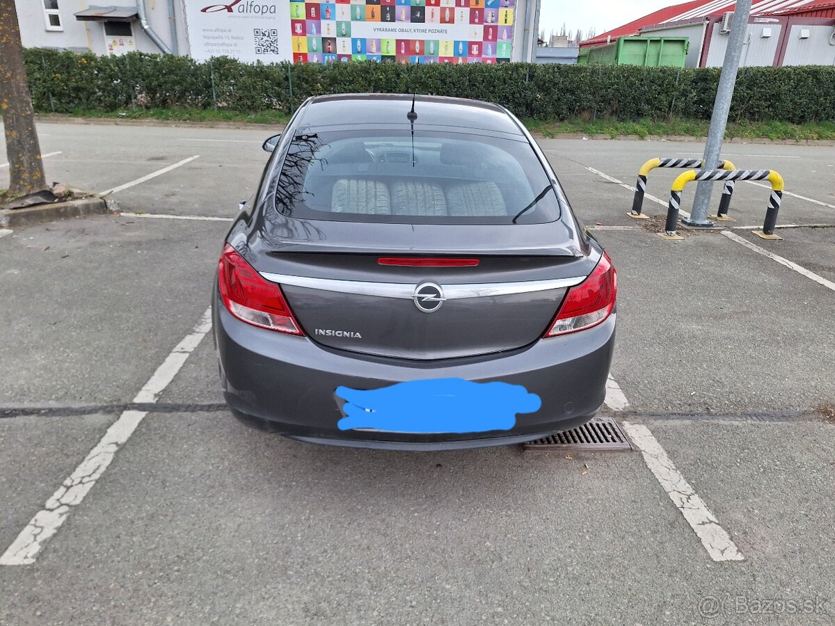 Opel Insignia 1.8 benzín - 4