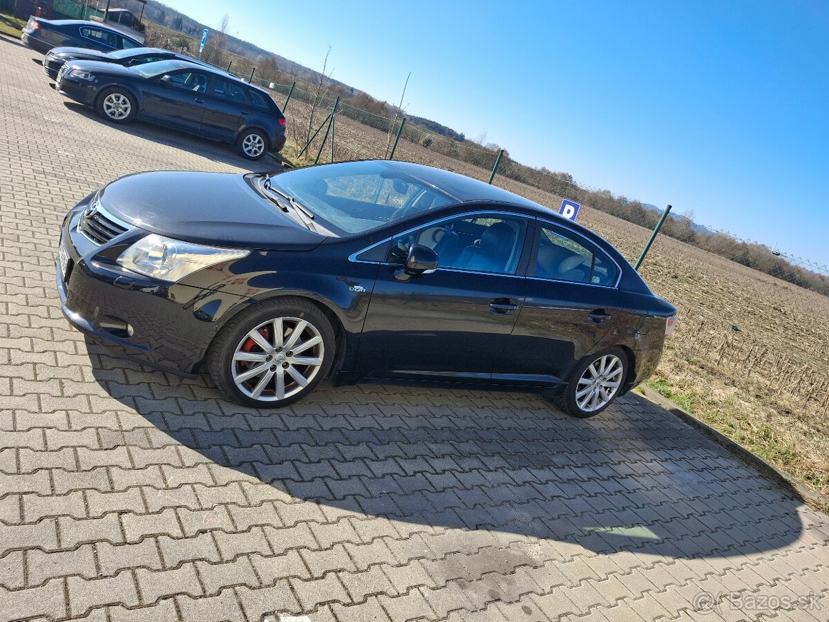 Toyota avensis 2,2 D-CAT - 4