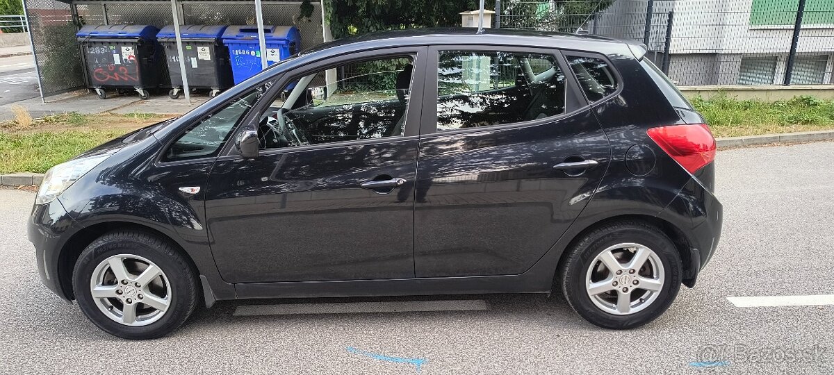 Kia venga 2012 - 4