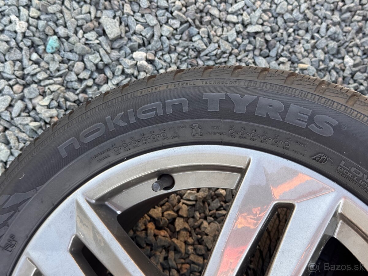 Audi R17 – Nokian Snowproof + disky - 4