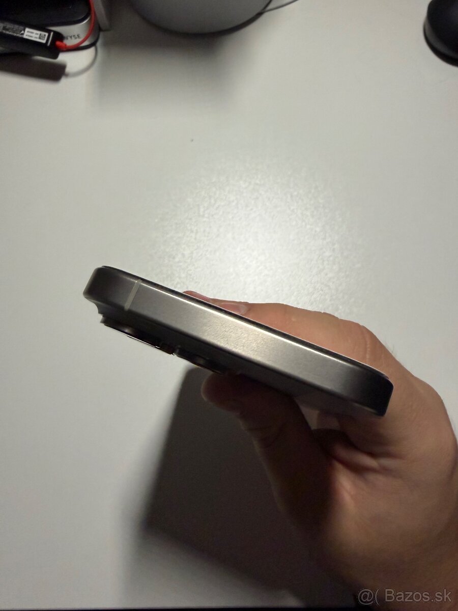 Predám iPhone 15 Pro Max 256 GB Natural Titanium - Top Stav - 4