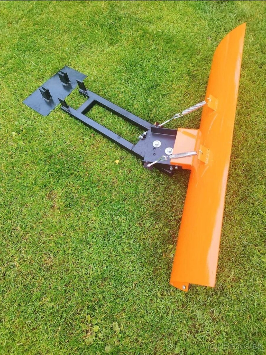 Snežný pluh na štvorkolku/malotraktor