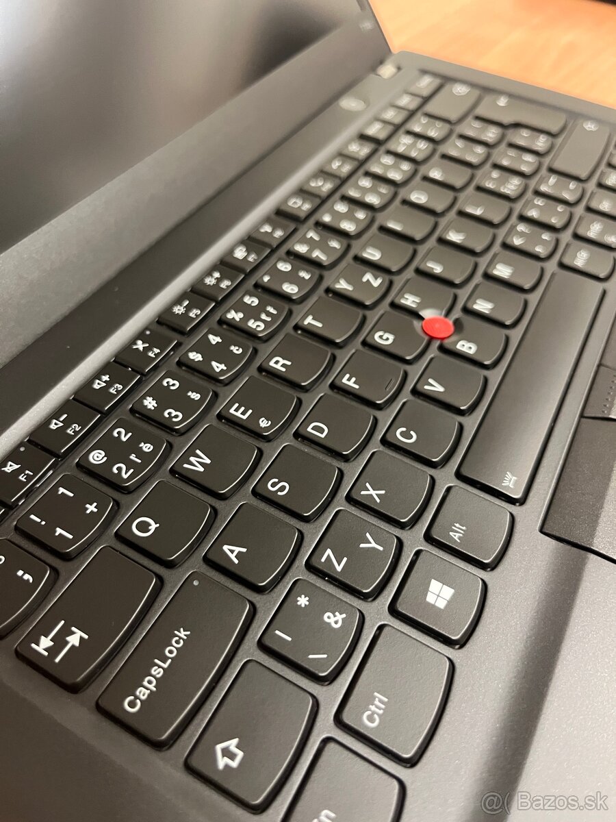 Predam Lenovo T14S, SK klav, Ryzen 5 pro, IPS - 4