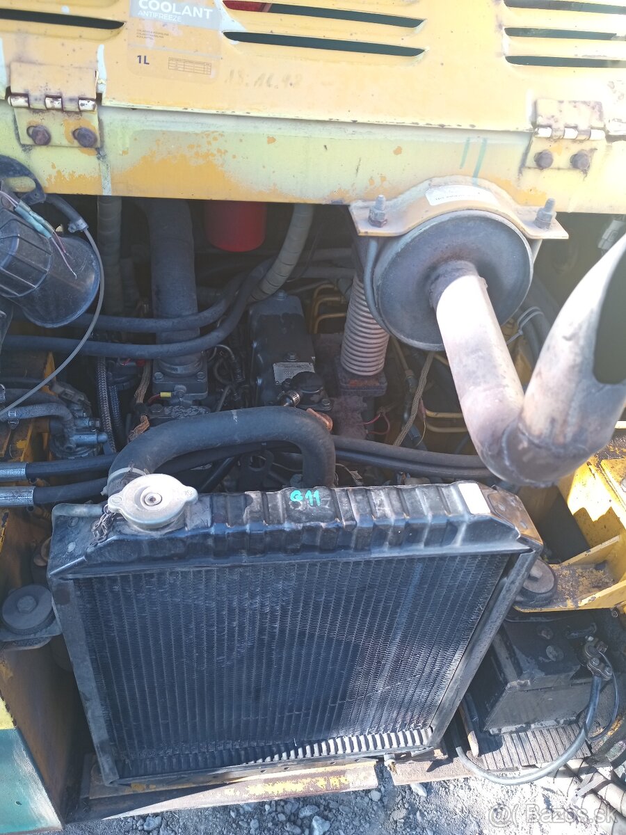 Šmykom riadený nakladač Daewoo - 4