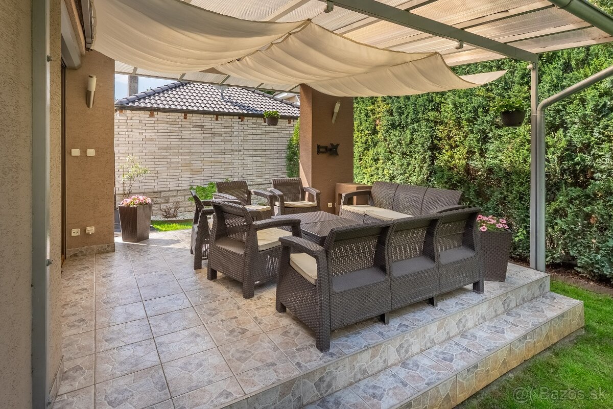 Samostatný 5 izb. rodinný dom vo výbornej lokalite v Trnave - 4