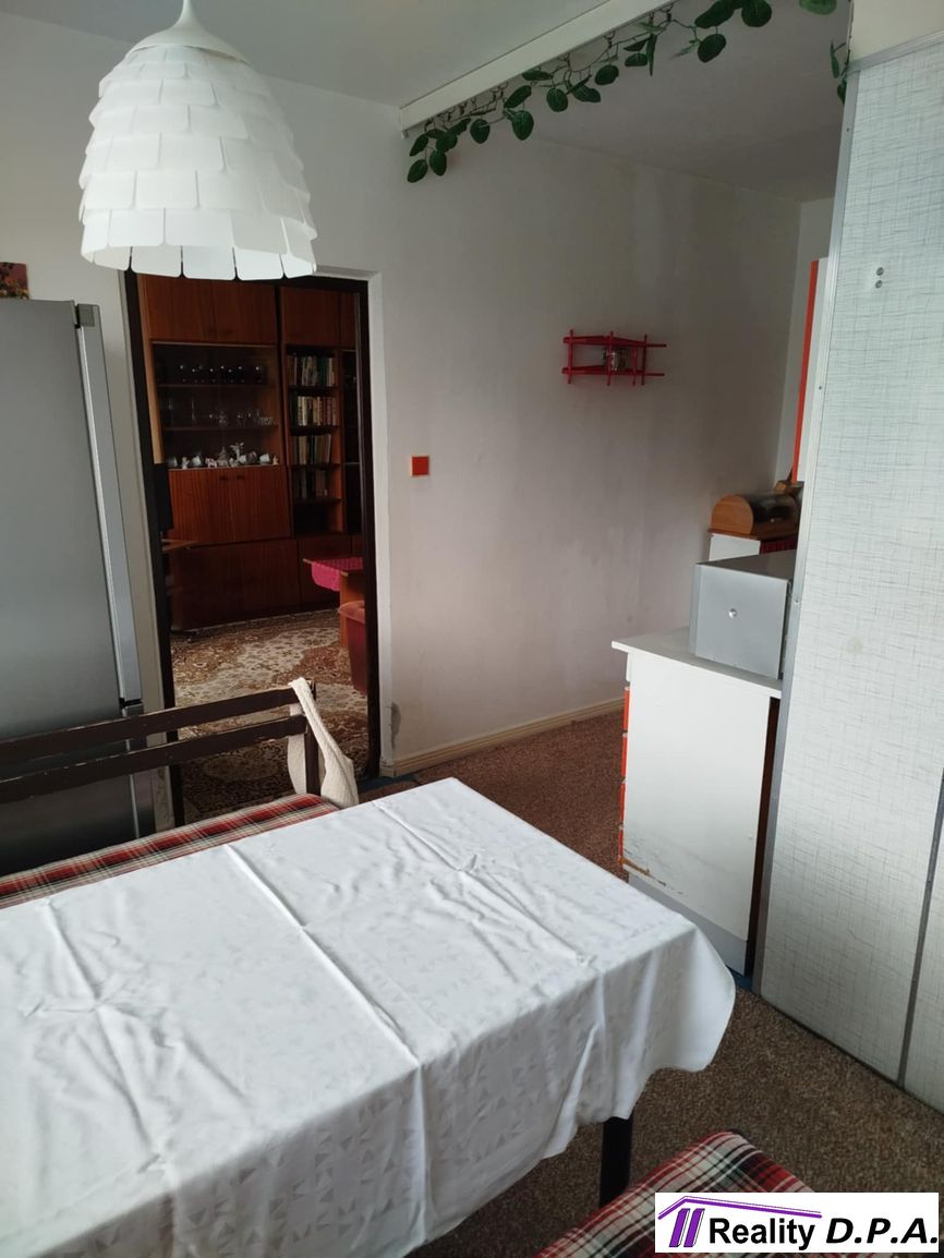 Rezervované-Na predaj - 2 izbový veľkometrážny byt 74 m2 Tur - 4