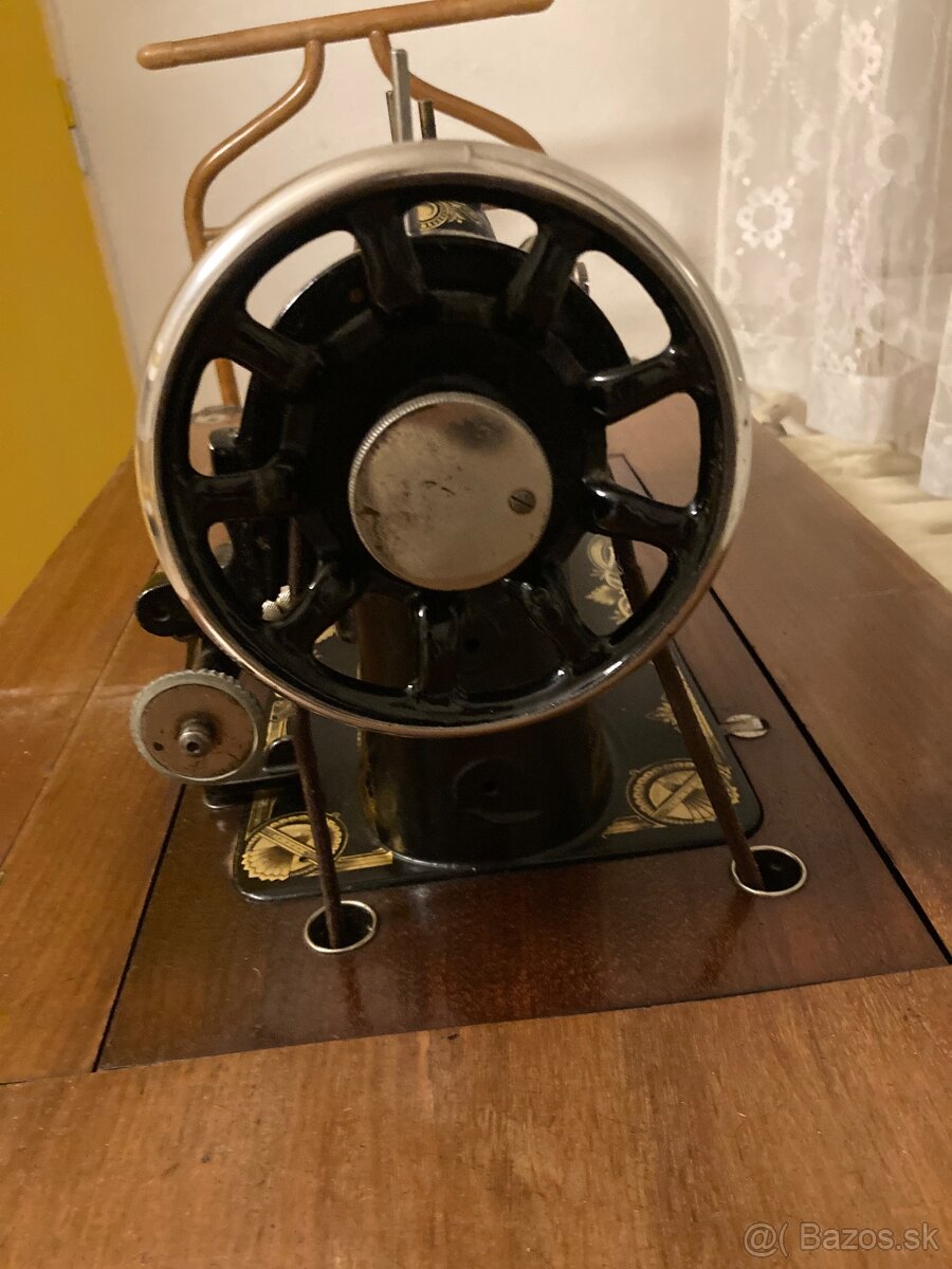 Šijací stroj retro Minerva Bobbin - 4