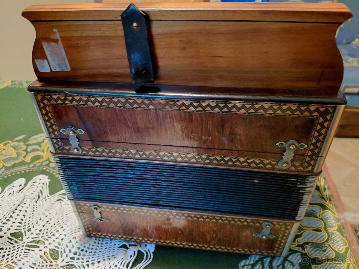 HELIGONKA. SOPRANI. 2 HLAS. CF - 4