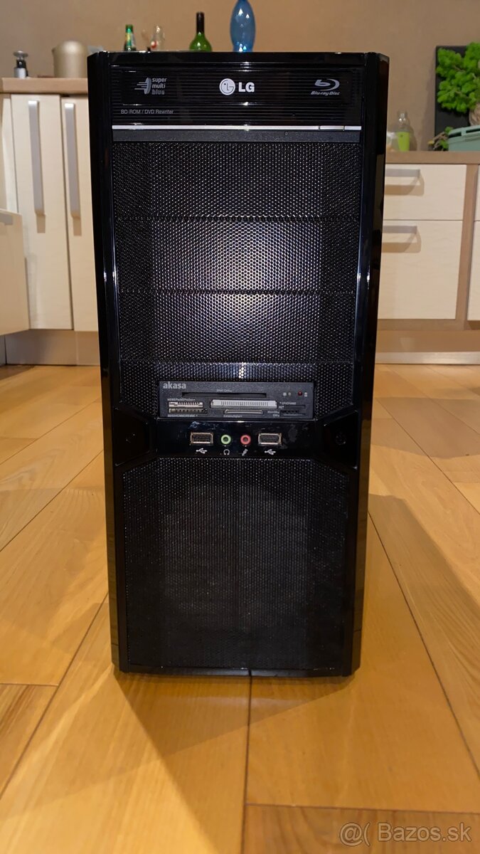 Predam stolný PC-znížená cena - 4