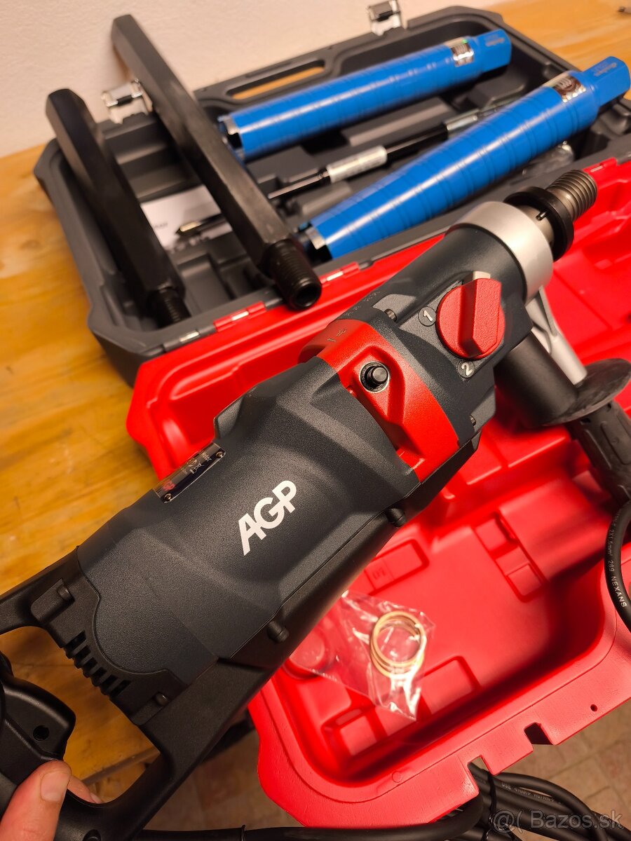 Jadrová vŕtačka s príklepom 62 - 4