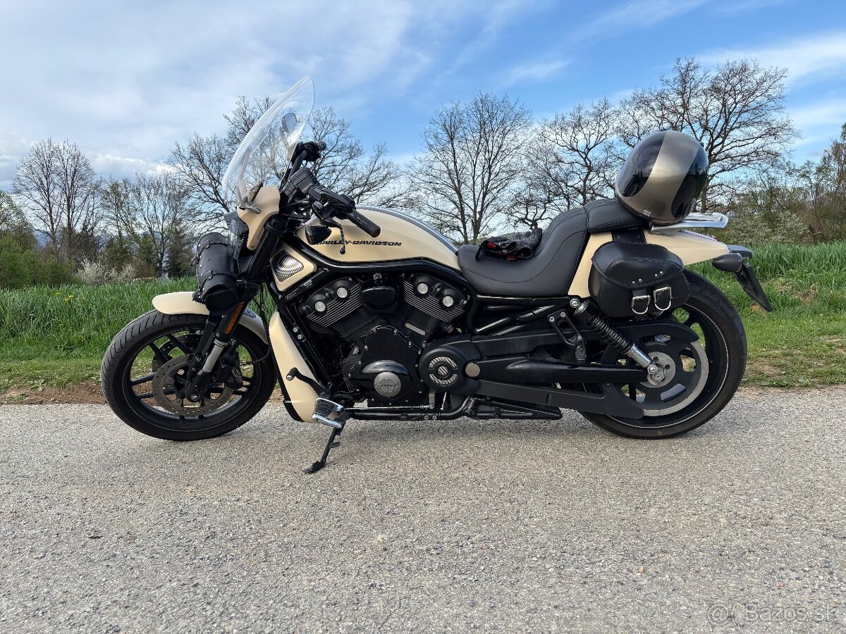 Harley Night Rod special - 4