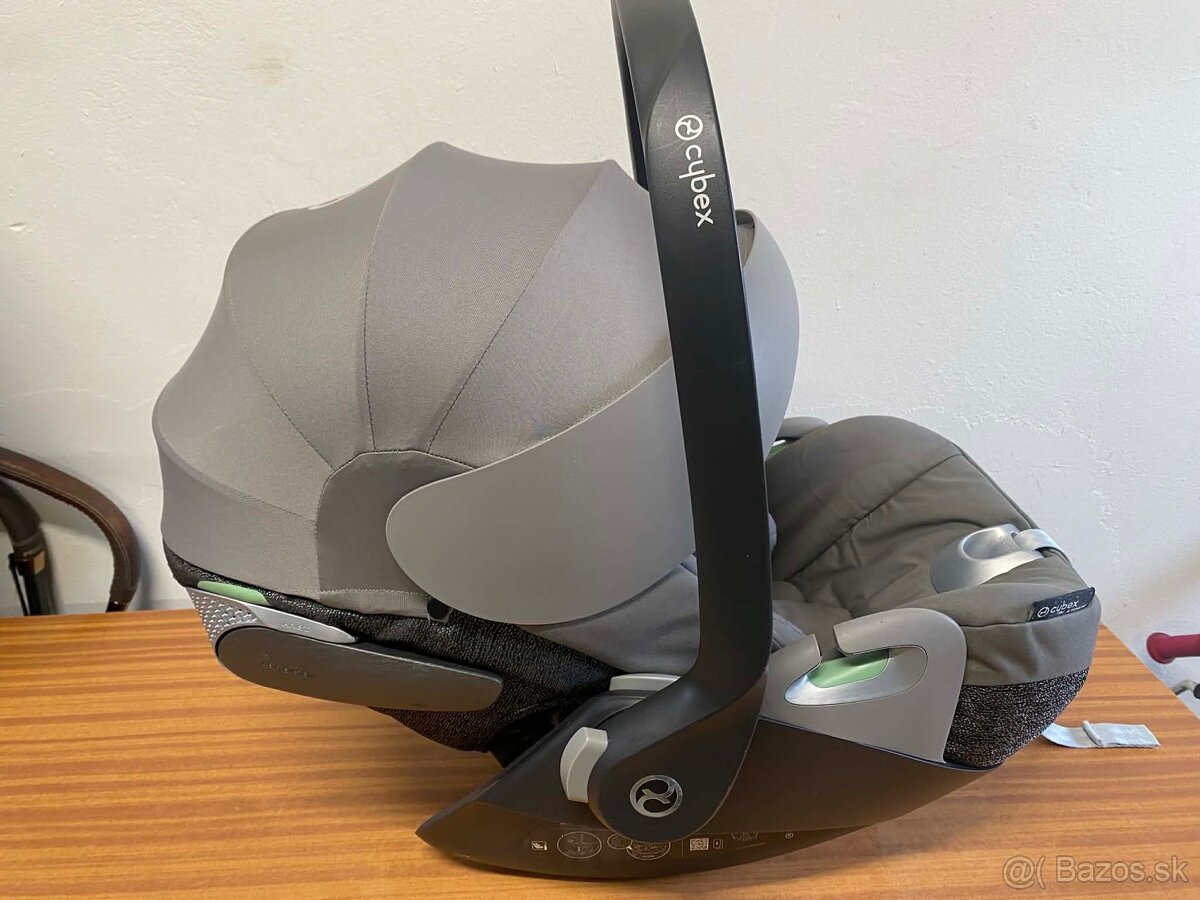 Polohovateľná autosedačka Cybex Cloud T i-Size - 4