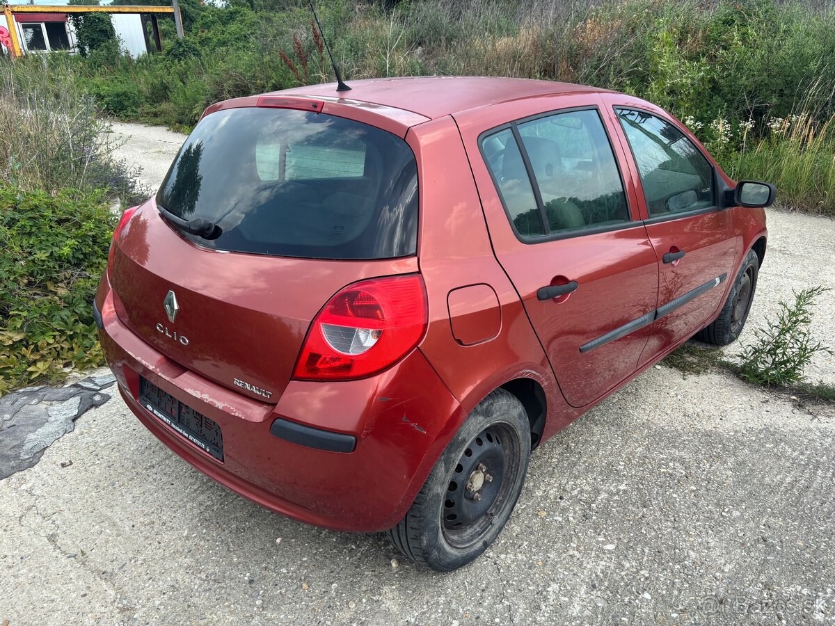 Renault Clio 1.5dci - 4