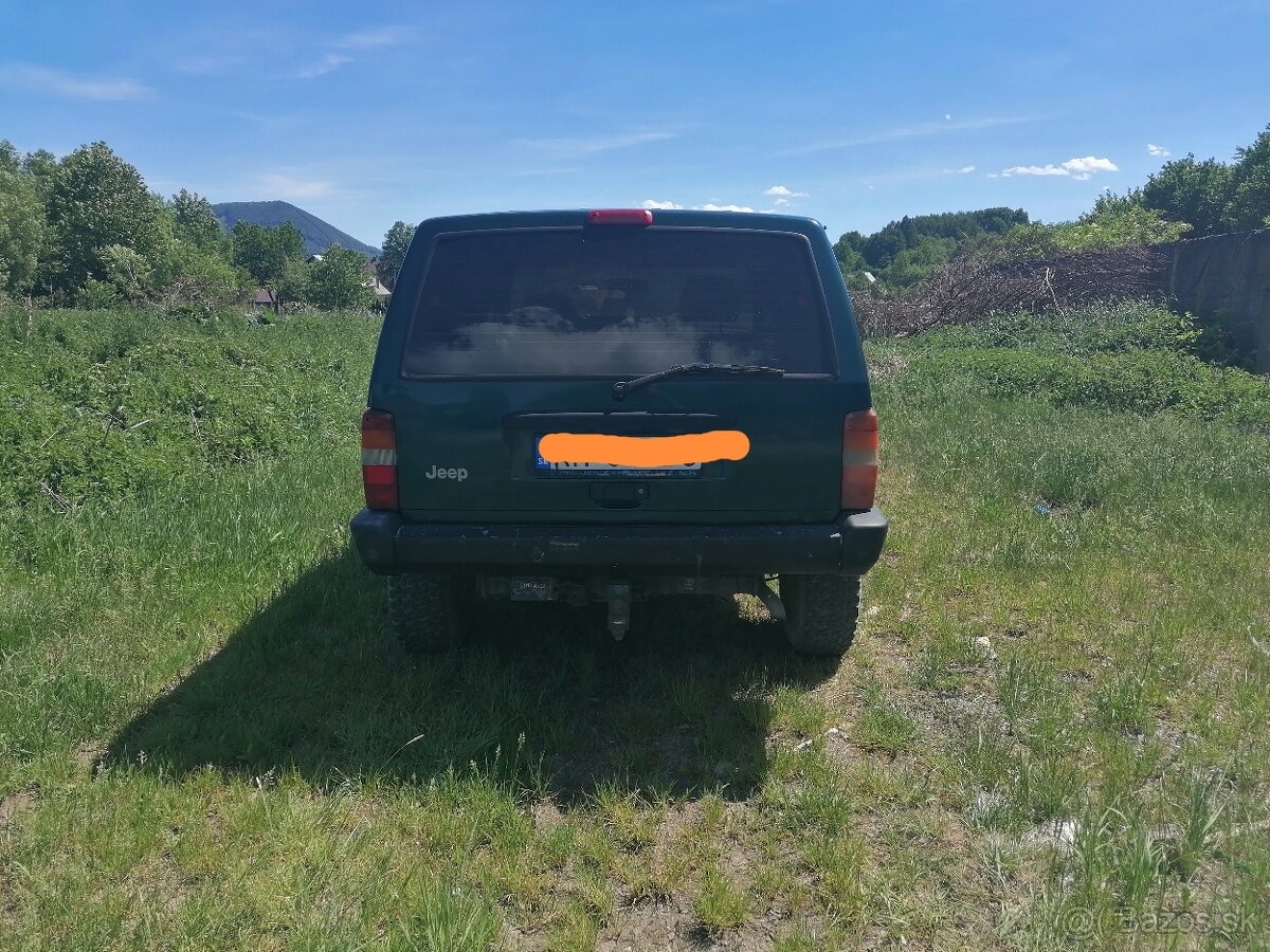 JEEP CHEROKEE 2,5 benzín - 4