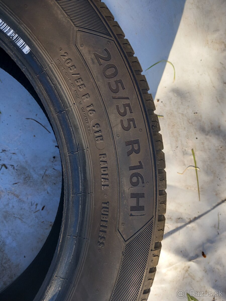 205/55R16 - 4