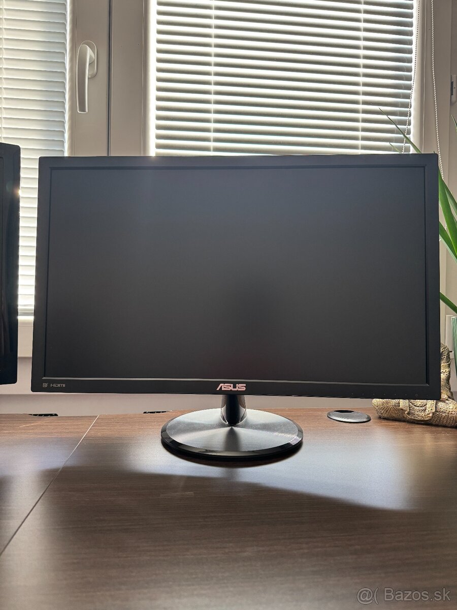 PC zostava + Razer veci / GTX 1060 6GB / Ryzen 7 2700 / 16GB - 4