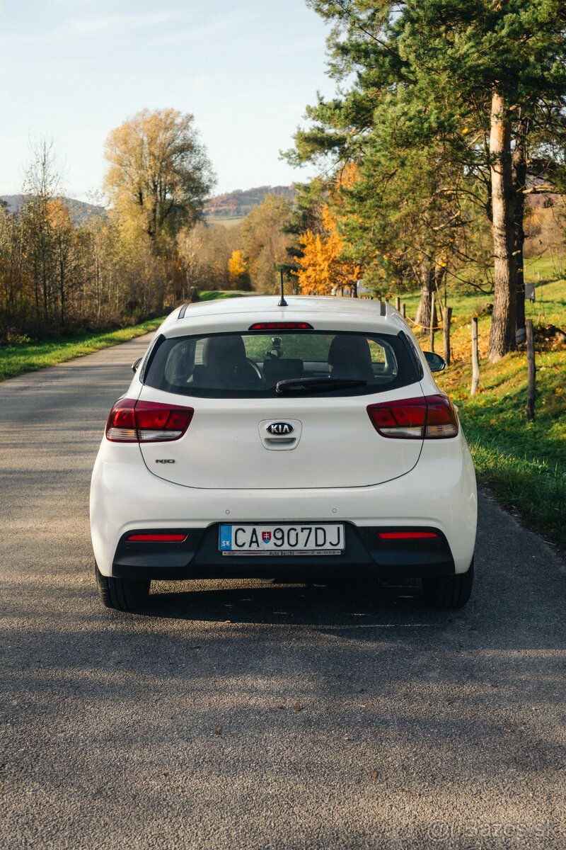 PREDÁM KIA RIO 1.4 Benzín, AUTOMAT, 87 500 km, Žilina - 4