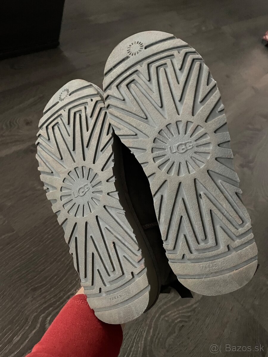 Dámske sivé UGG čižmy s mašľou - 4