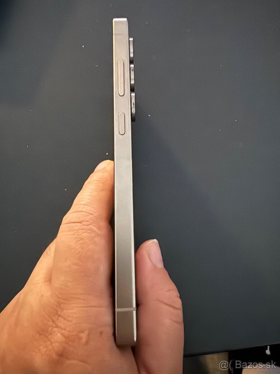 Samsung Galaxy s25Ultra - 4