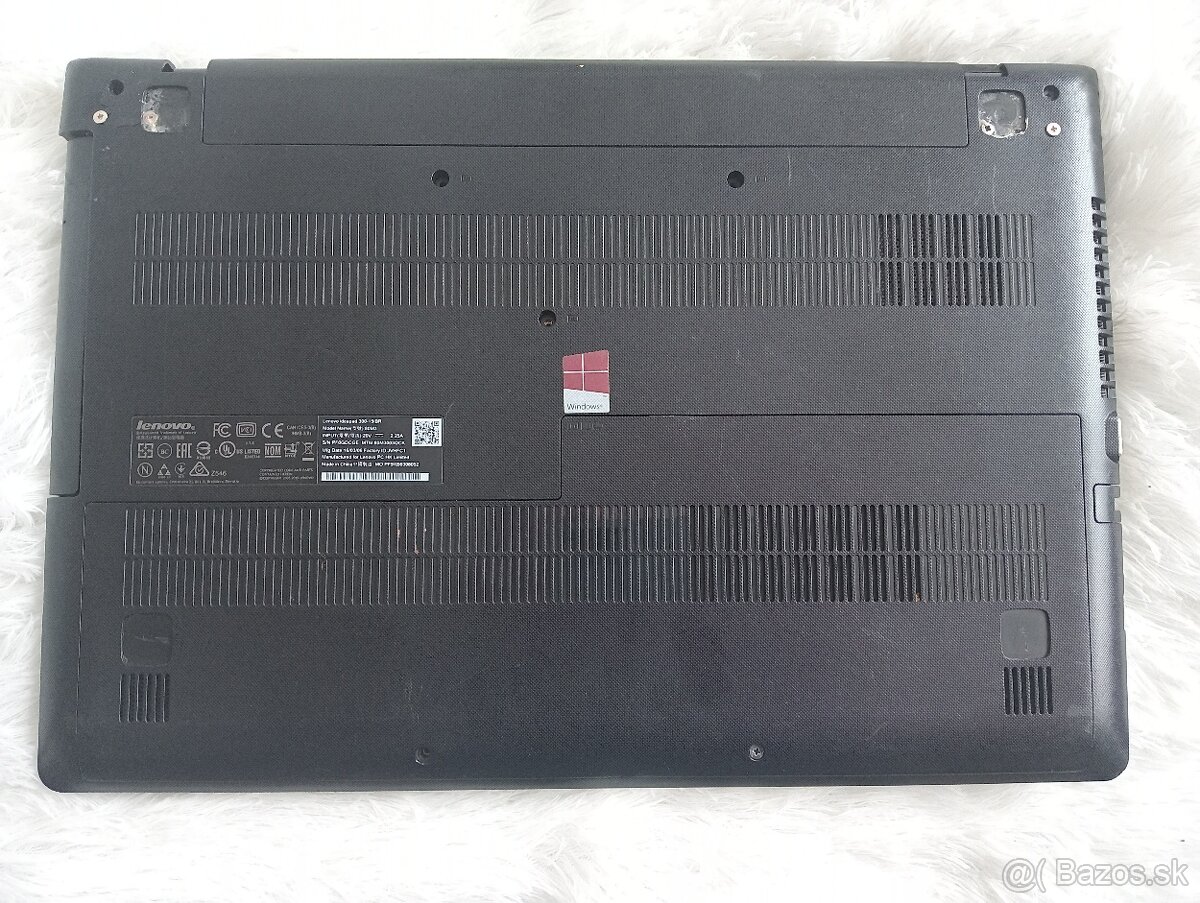 rozpredám notebook Lenovo ideapad 300-15IBR - 4