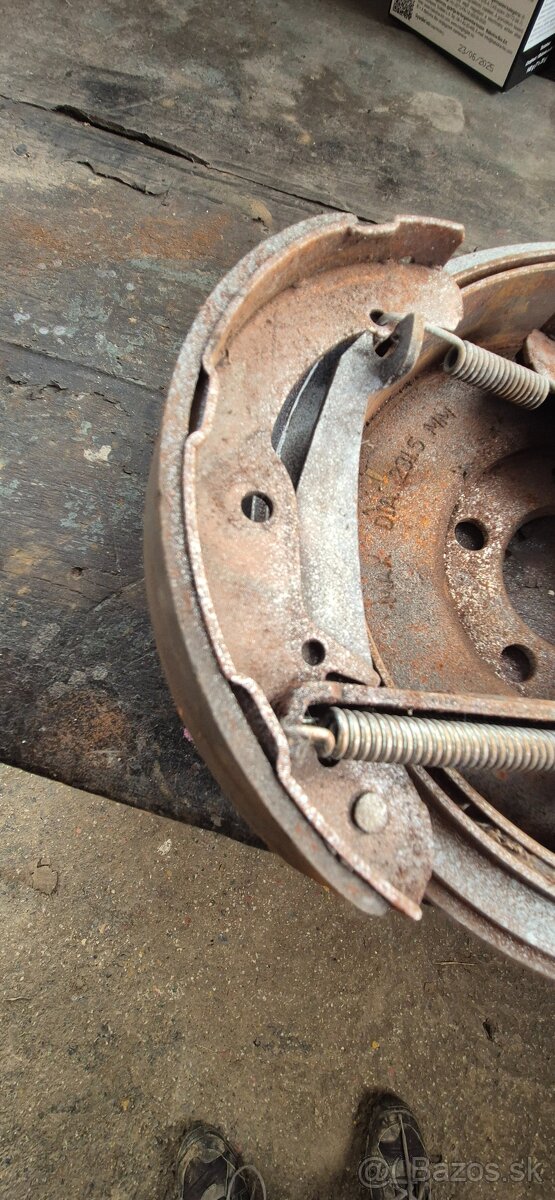 Predam na skoda octavia 1 1.6 55kw - - 4