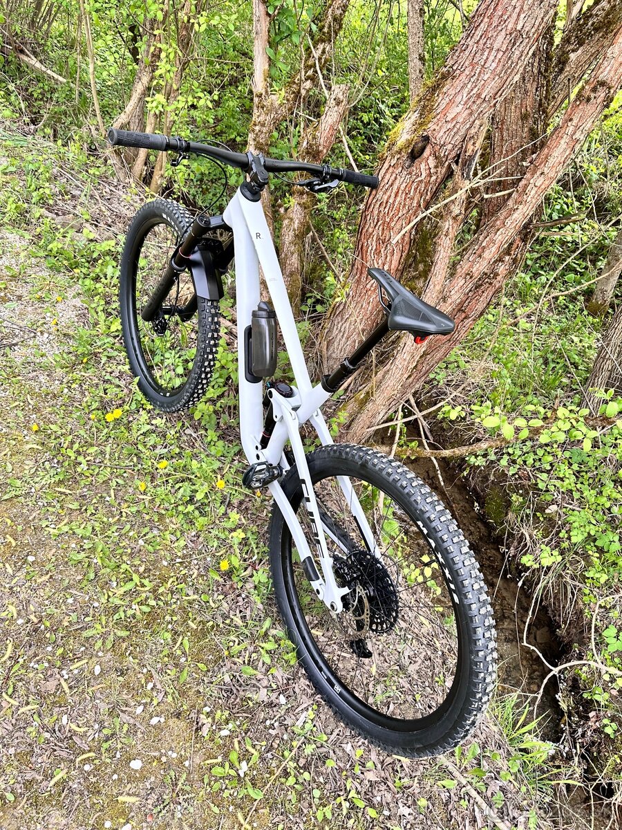 Cube stereo one55 c:62 - 4