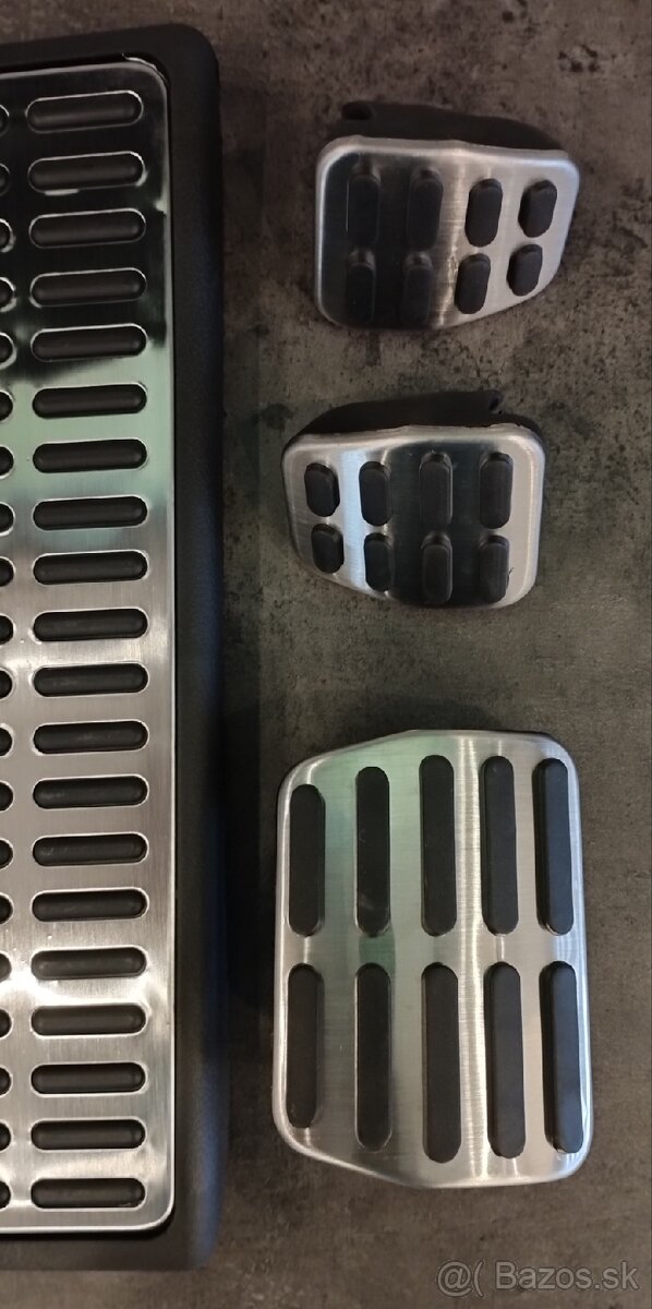 Octavia 2,Golf 5,6 pedále+opierka nohy - 4