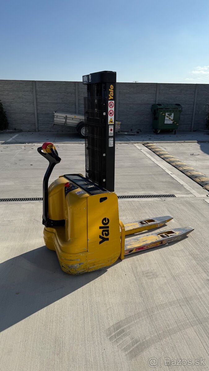 vysokozdvižný paletový vozík YALE MS10E-2860 - 4