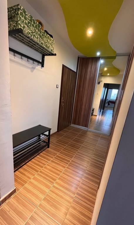 3-izbový byt v Podunajských Biskupiciach hneď vedľa OC Hron - 4